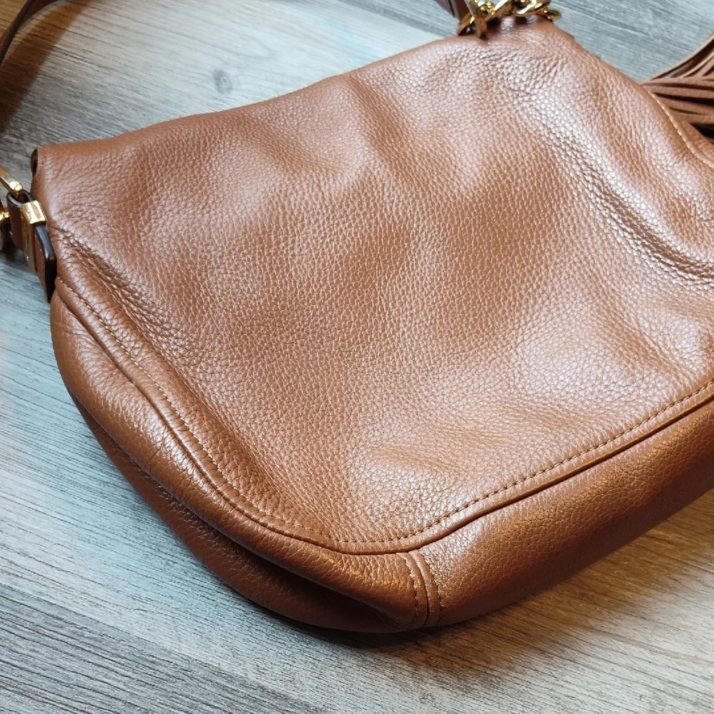 Michael Kors Tan Shoulder Bag with Gold Hardware